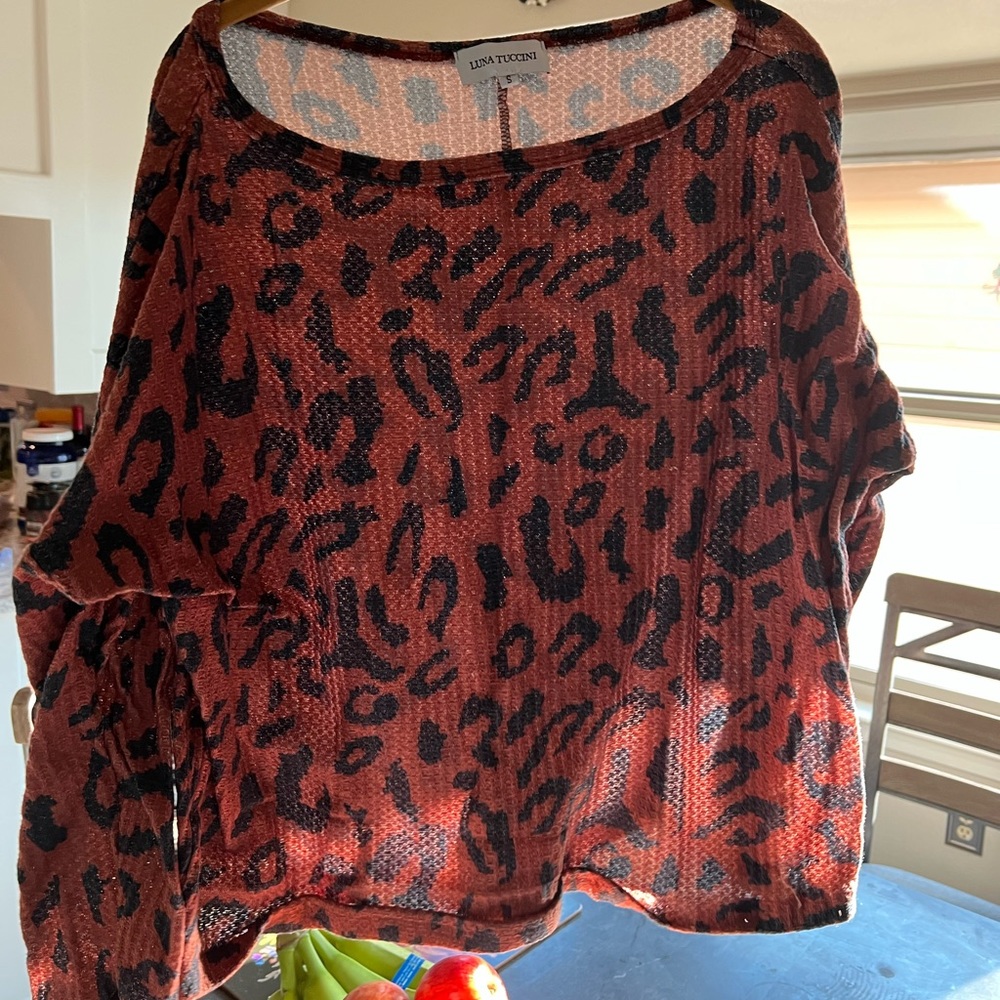 Tiger print dolman sleeve waffle shirt